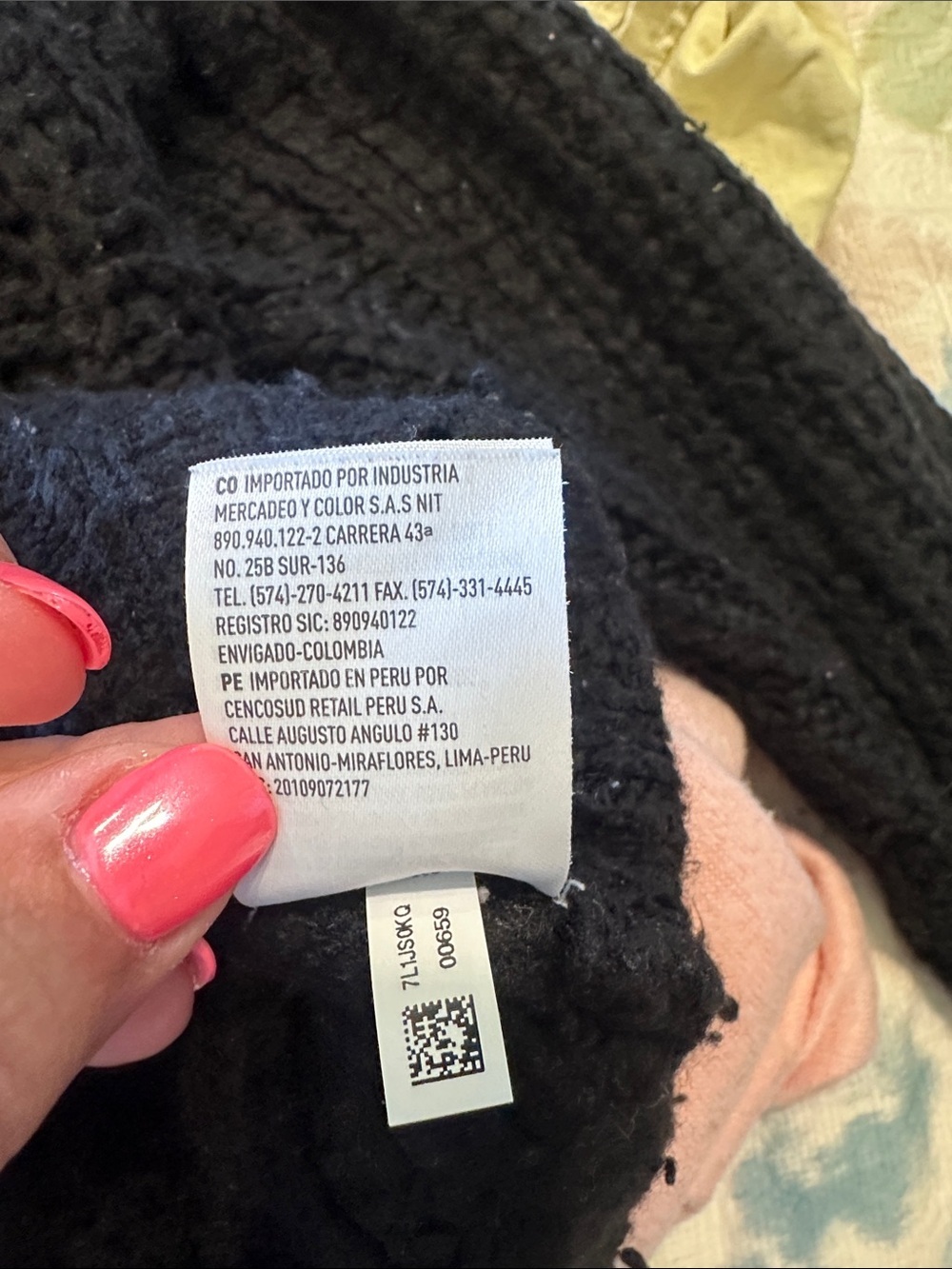 American Eagle Outfitters Black Chunky Knit Crewneck Sweater - Picture 5 of 7